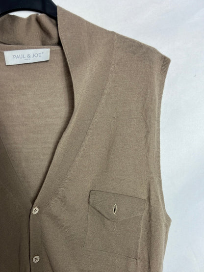 PAUL&JOE. Chaleco lana merino marrón claro. T S