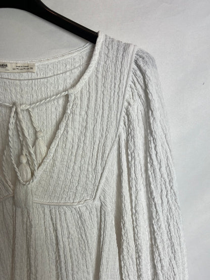 PULL&BEAR. Top blanco textura. T M