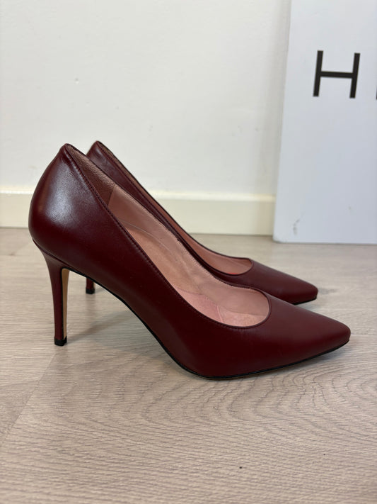 JULIETA. Tacones burdeos piel