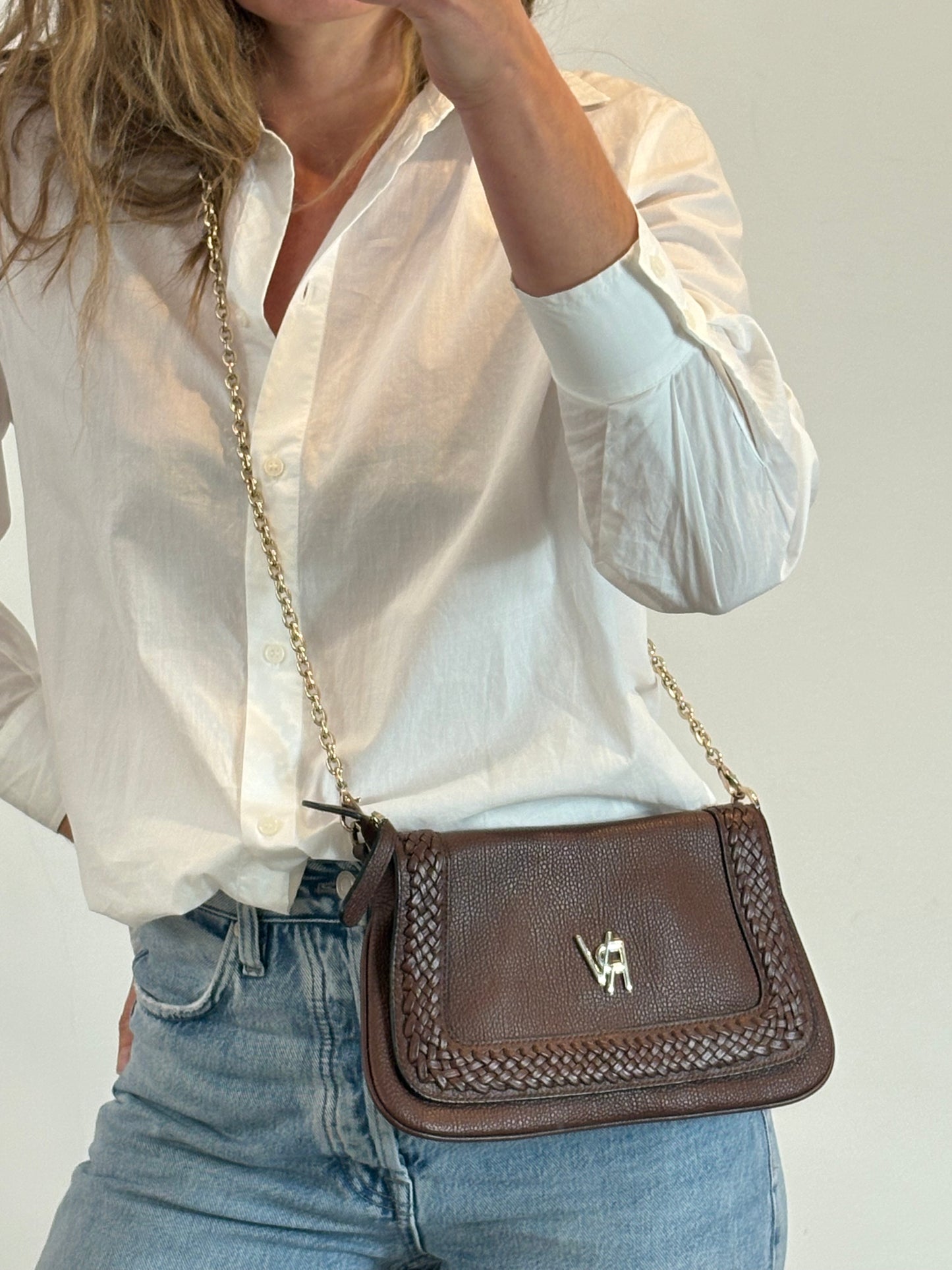 ROBERTO VERINO. Bolso marrón piel