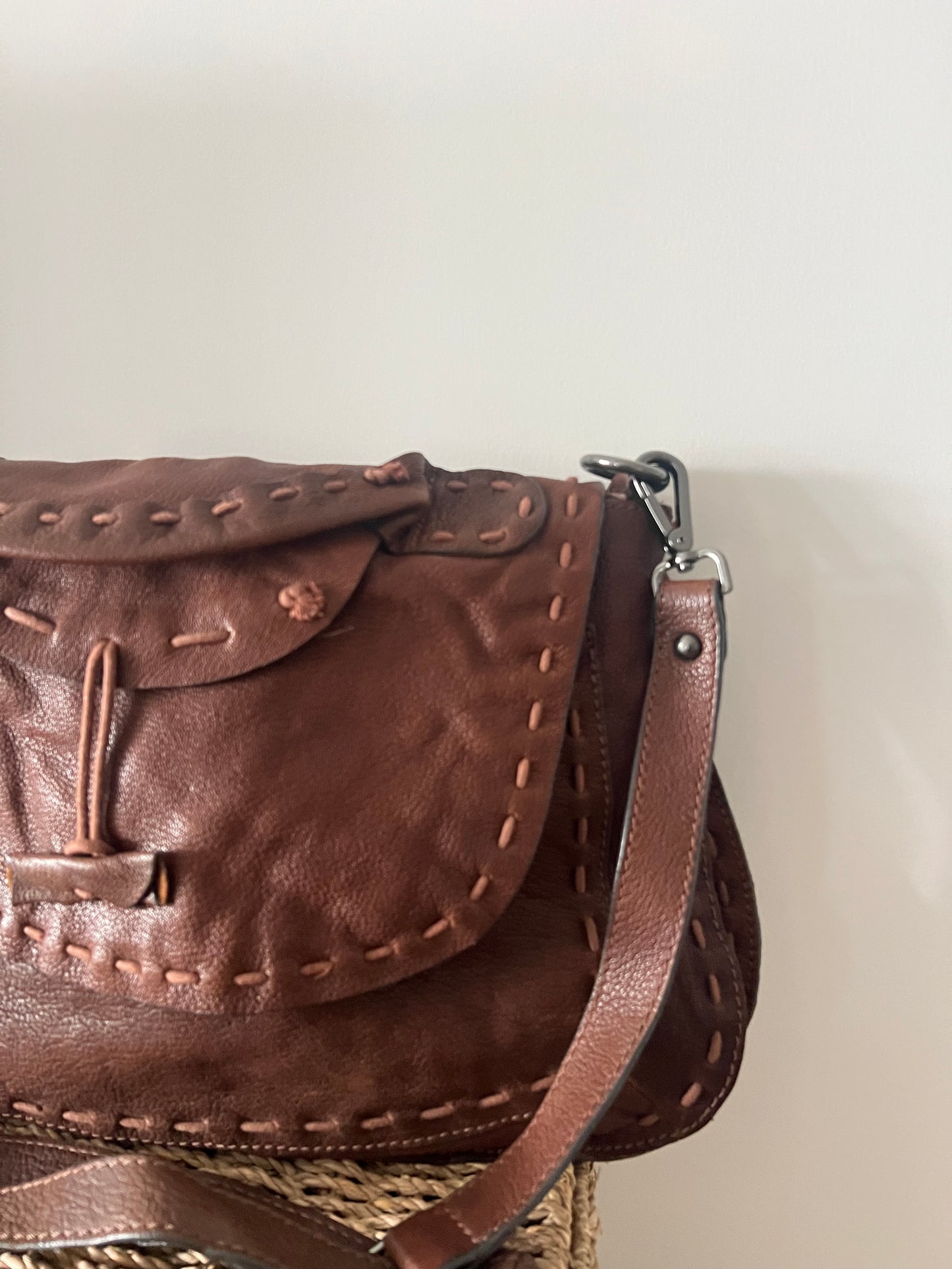 ZARA. Bolso bandolera piel marrón
