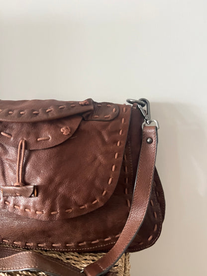ZARA. Bolso bandolera piel marrón
