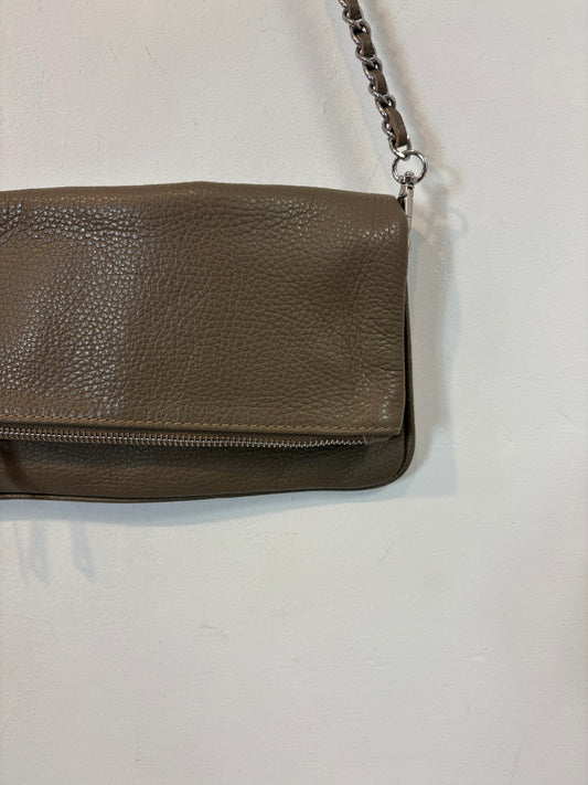 OTRAS. Bolso piel topo doble asa