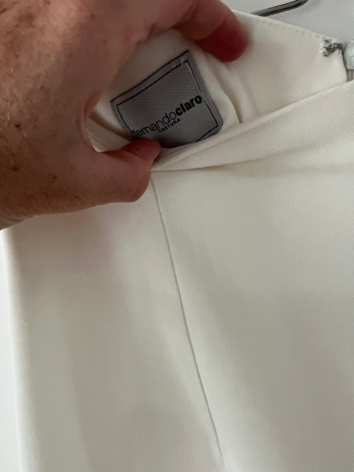 FERNANDO CLARO COUTURE. Pantalón blanco de vestir