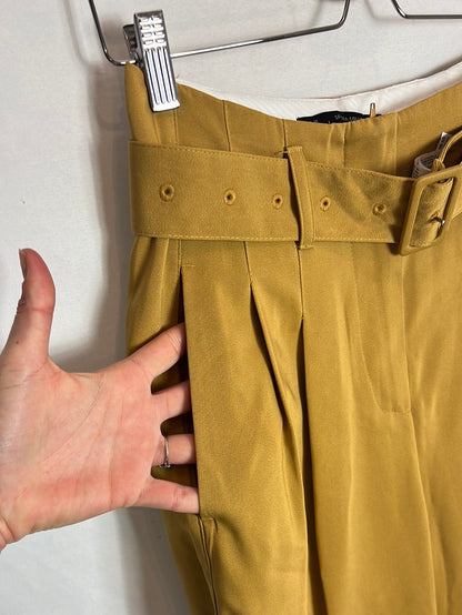 SFERA. Flowy, pleated mustard trousers. Size 36