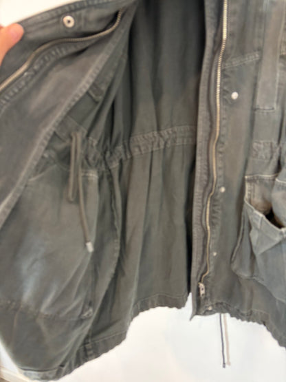 ZARA. Parka denim bolsillos