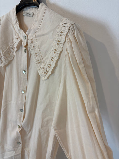 OTHERS. Flowy blouse with neck detail. TS