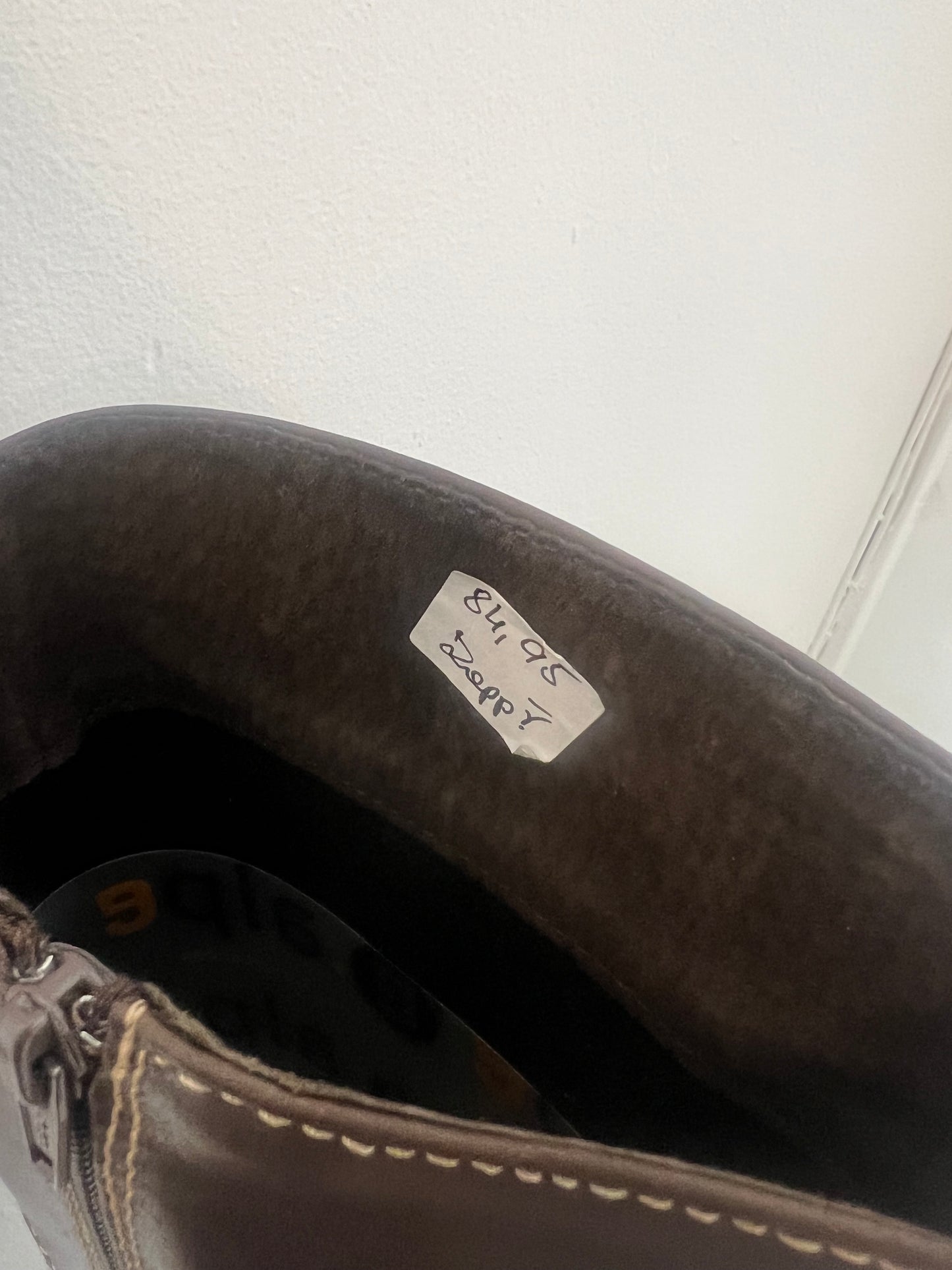 ALPE. Botas doble textura. T 40