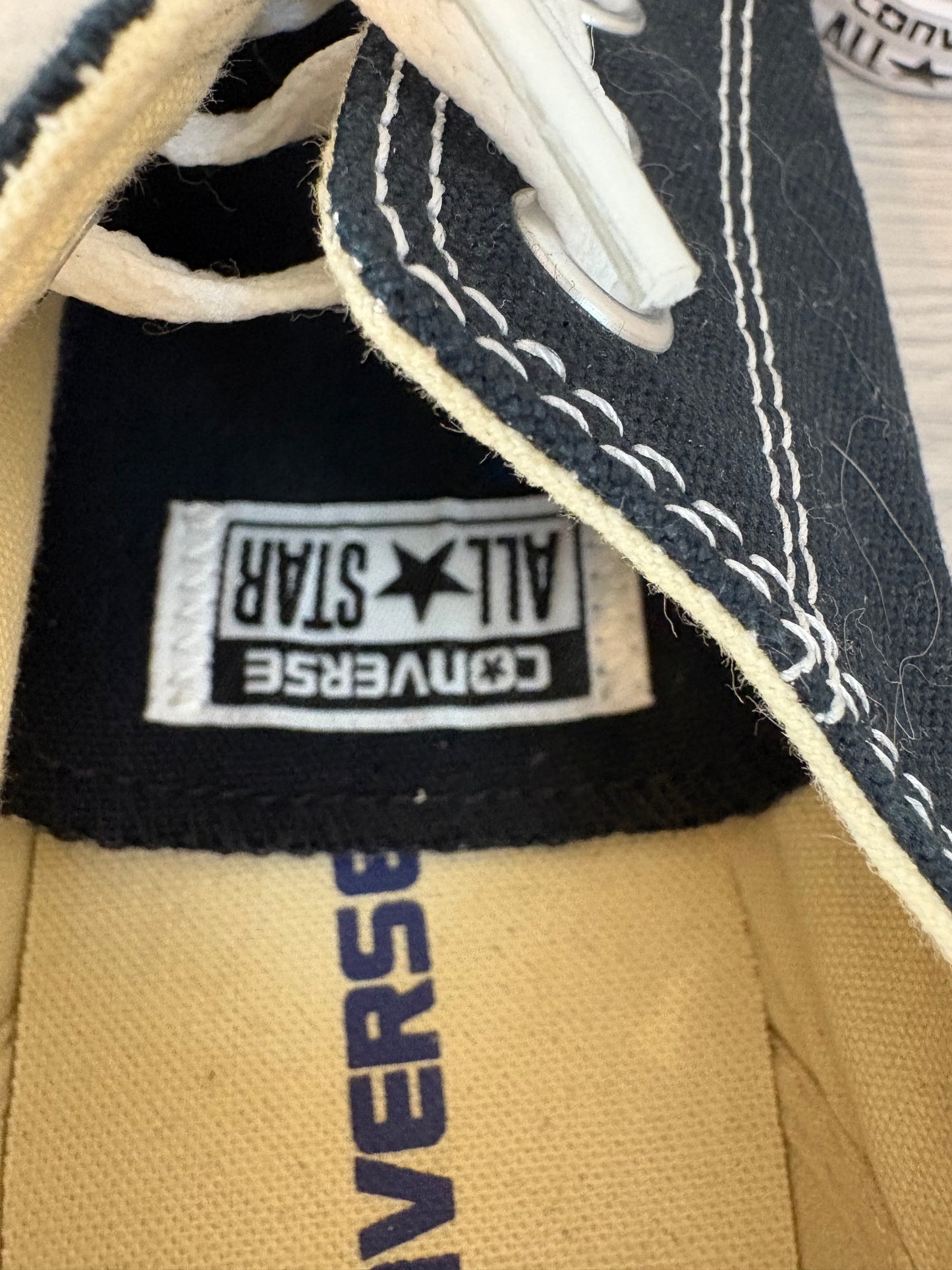 CONVERSE. Zapatilla clásica en negro. T 40