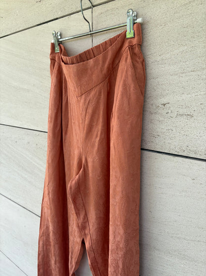 INTROPIA. Total embroidered look Tm