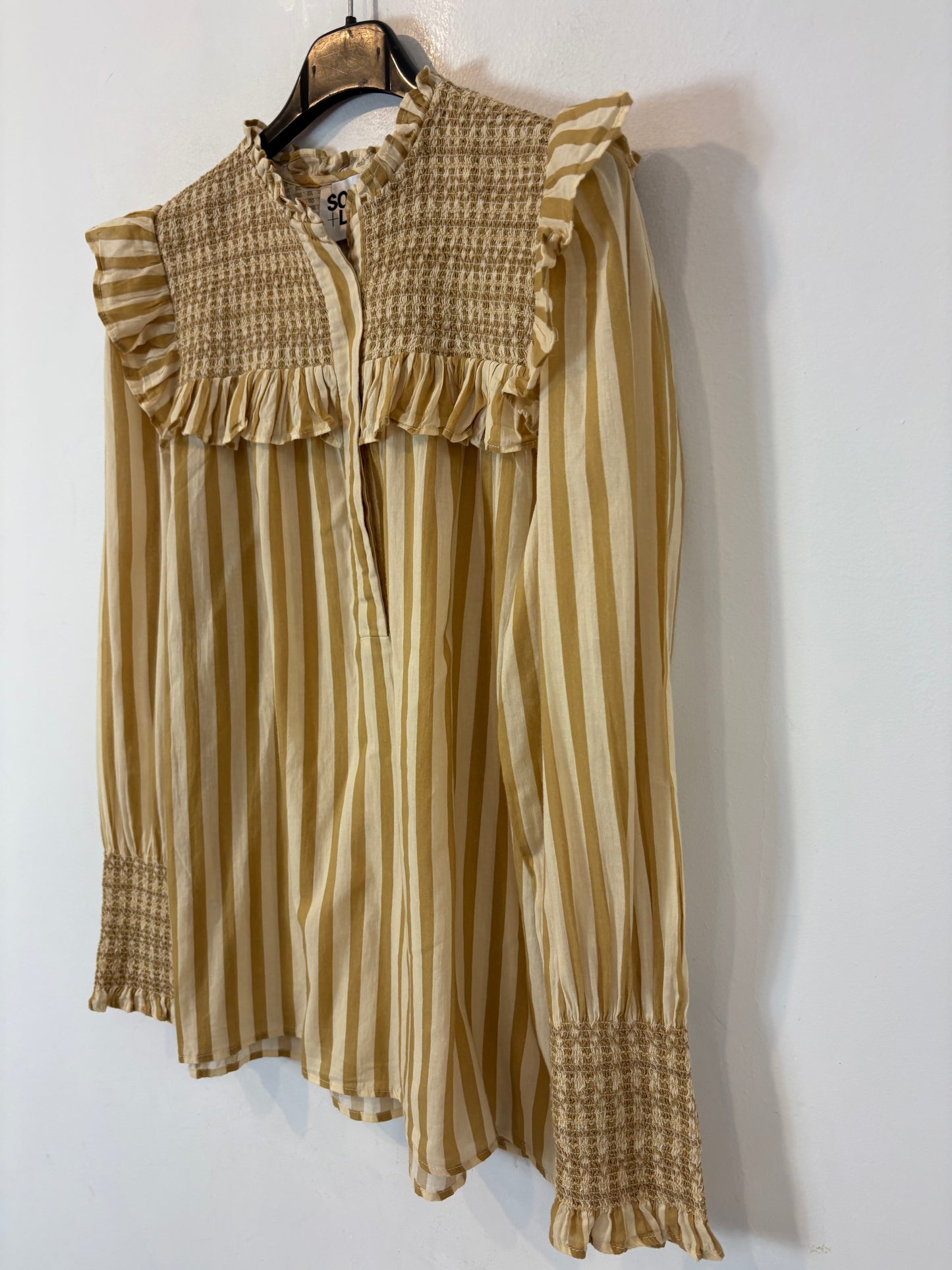 SOPHIE & LUCIE. Blusa rayas y nido de abeja
