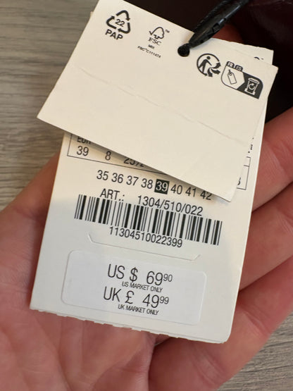 ZARA. Sandalia burdeos piel T 39