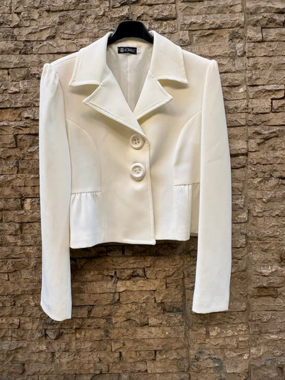 Chaqueta blanca botones