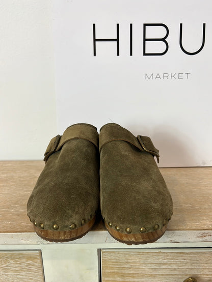 BA&amp;SH. Green leather clogs, size 39