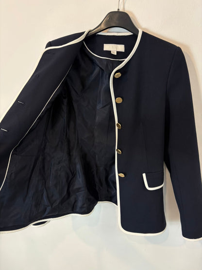 ZARA. Blazer azul marino y blanco