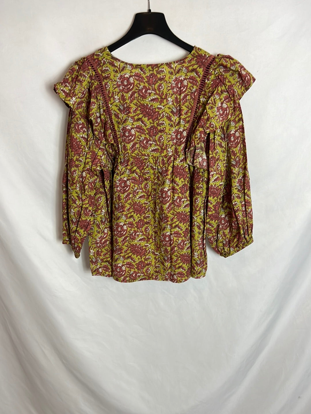 PULL&BEAR. Blusa verde flores T.m