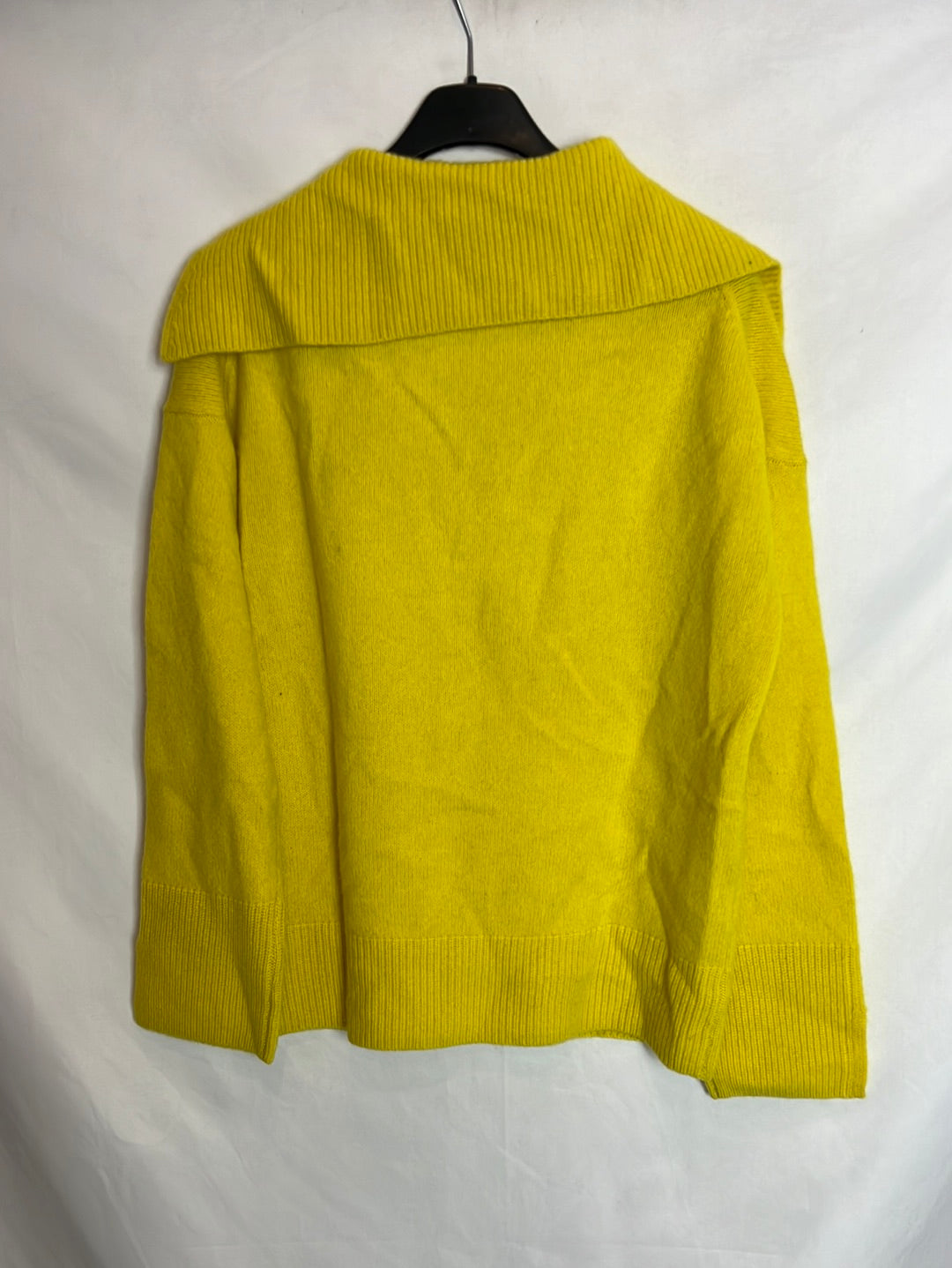MASSIMO DUTTI. Jersey lana polero amarillo. T XS