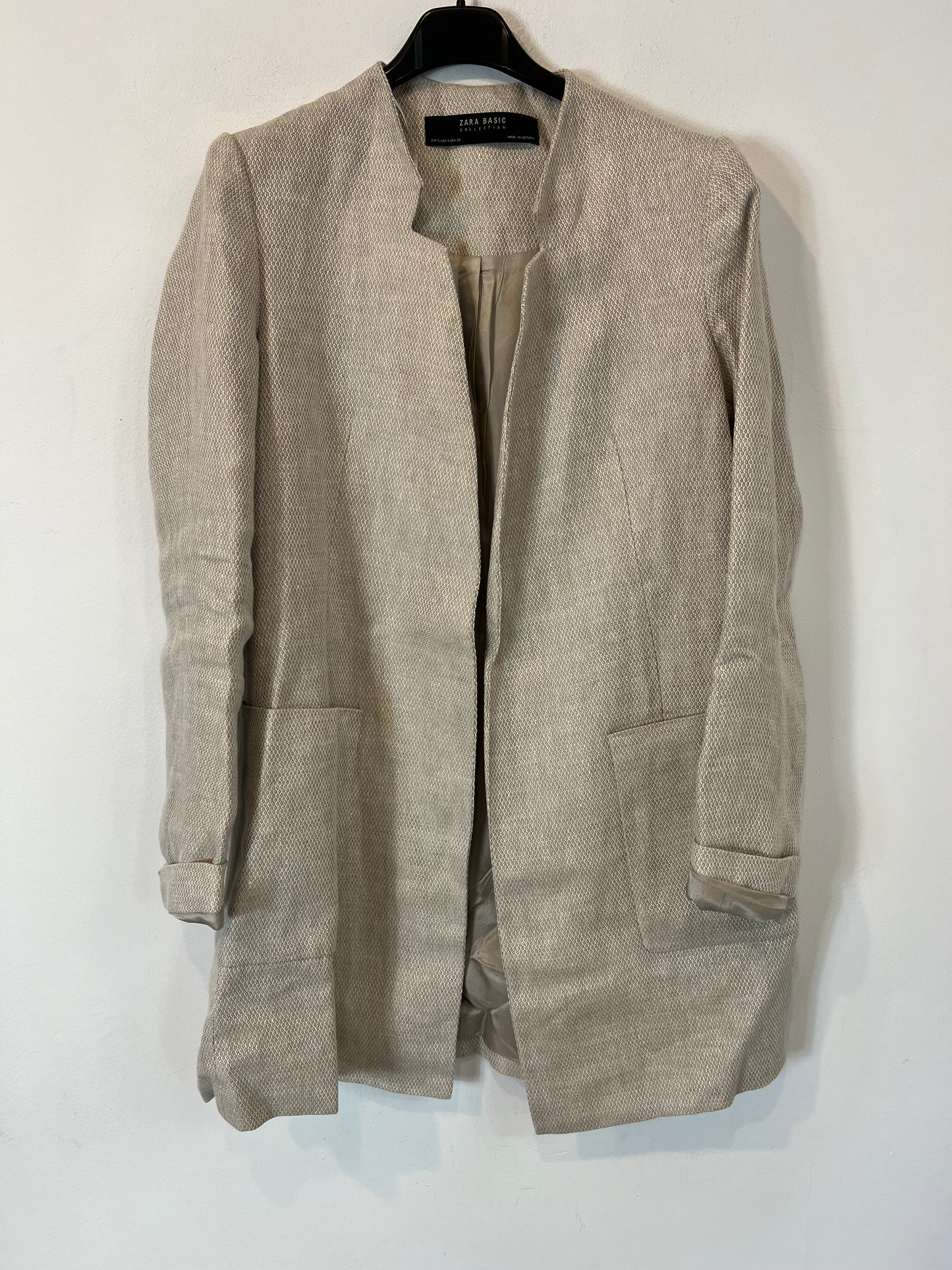 ZARA. Blazer beige textura T.s