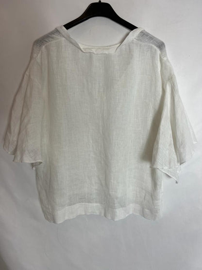 OTHERS. White linen-effect top. TS (tara)