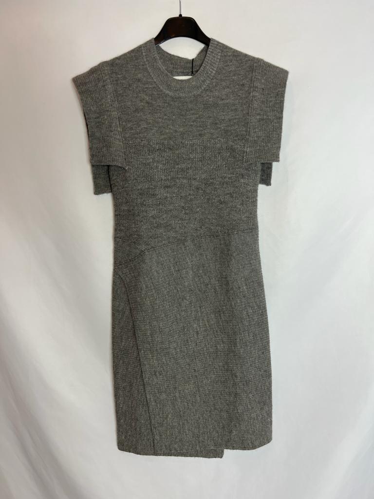 ISABEL MARANT. Short grey knit dress. Size 36