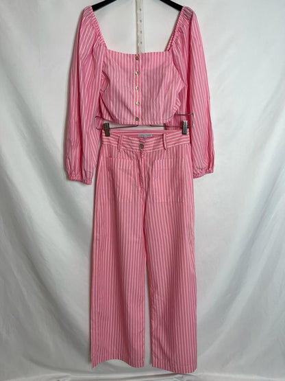 MARIADELAORDEN. Pink top and pants total look. TS