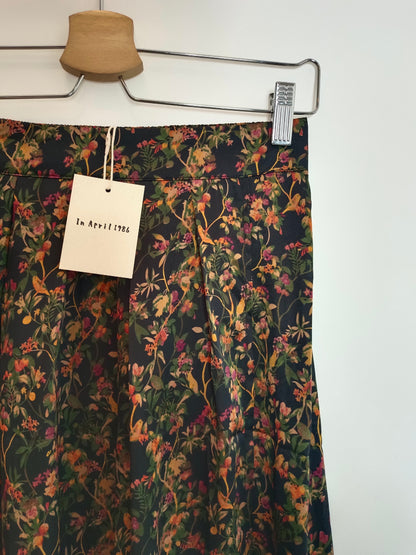 IN APRIL 1986. Floral midi skirt Ts/m