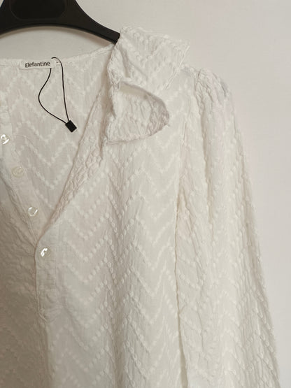 ELEFANTINE. Blusa blanca textura T.s