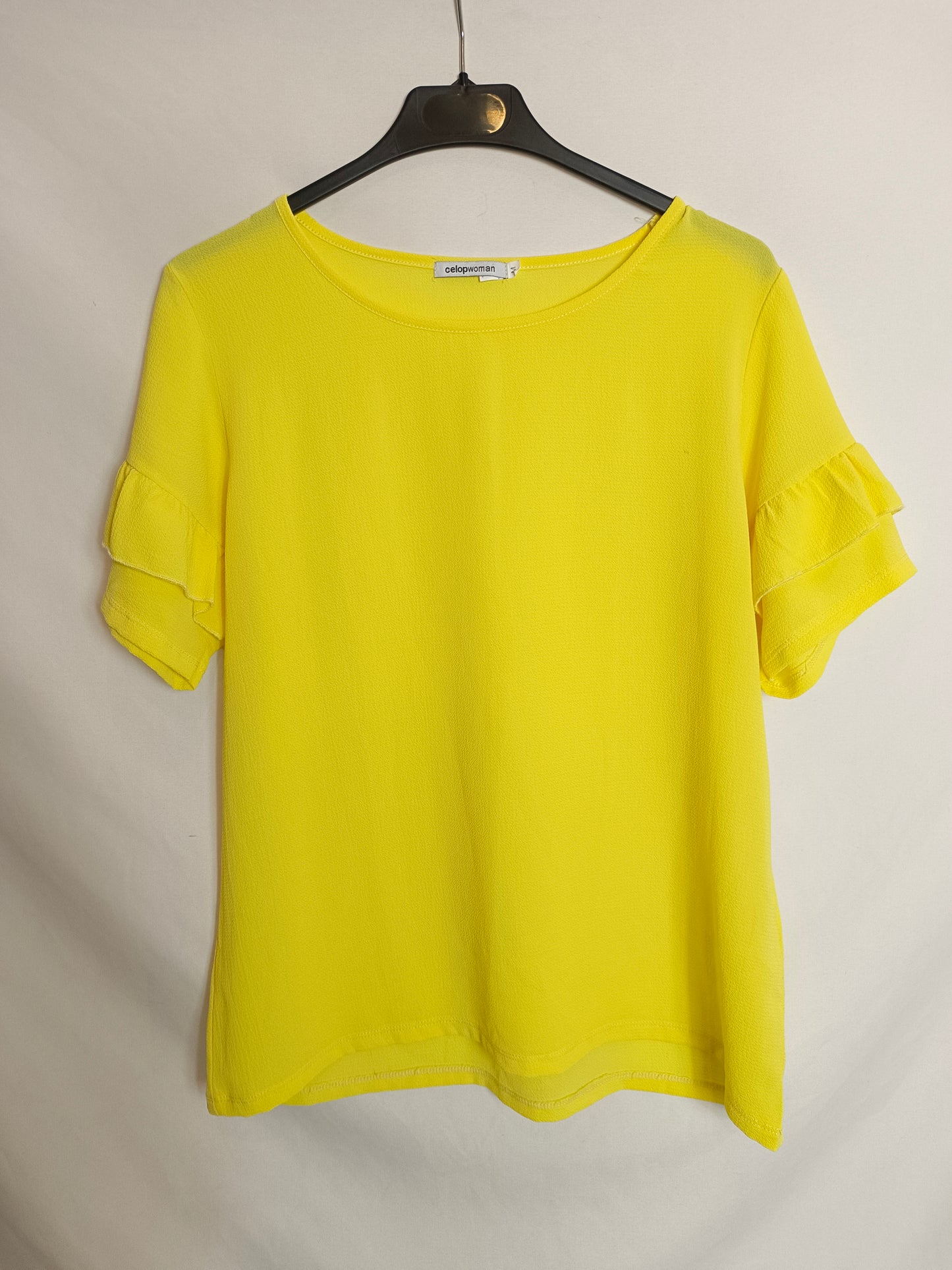 CELOPWOMAN. Blusa amarilla manga cortaT.M