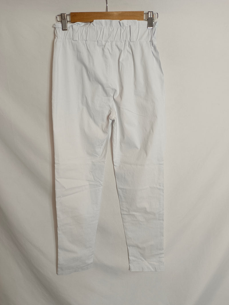 ANIKA.Pantalones blancos T.S