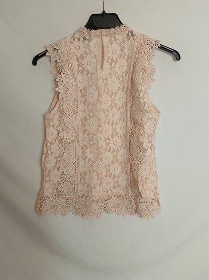 STRADIVARIUS. Top rosa claro encaje T.S