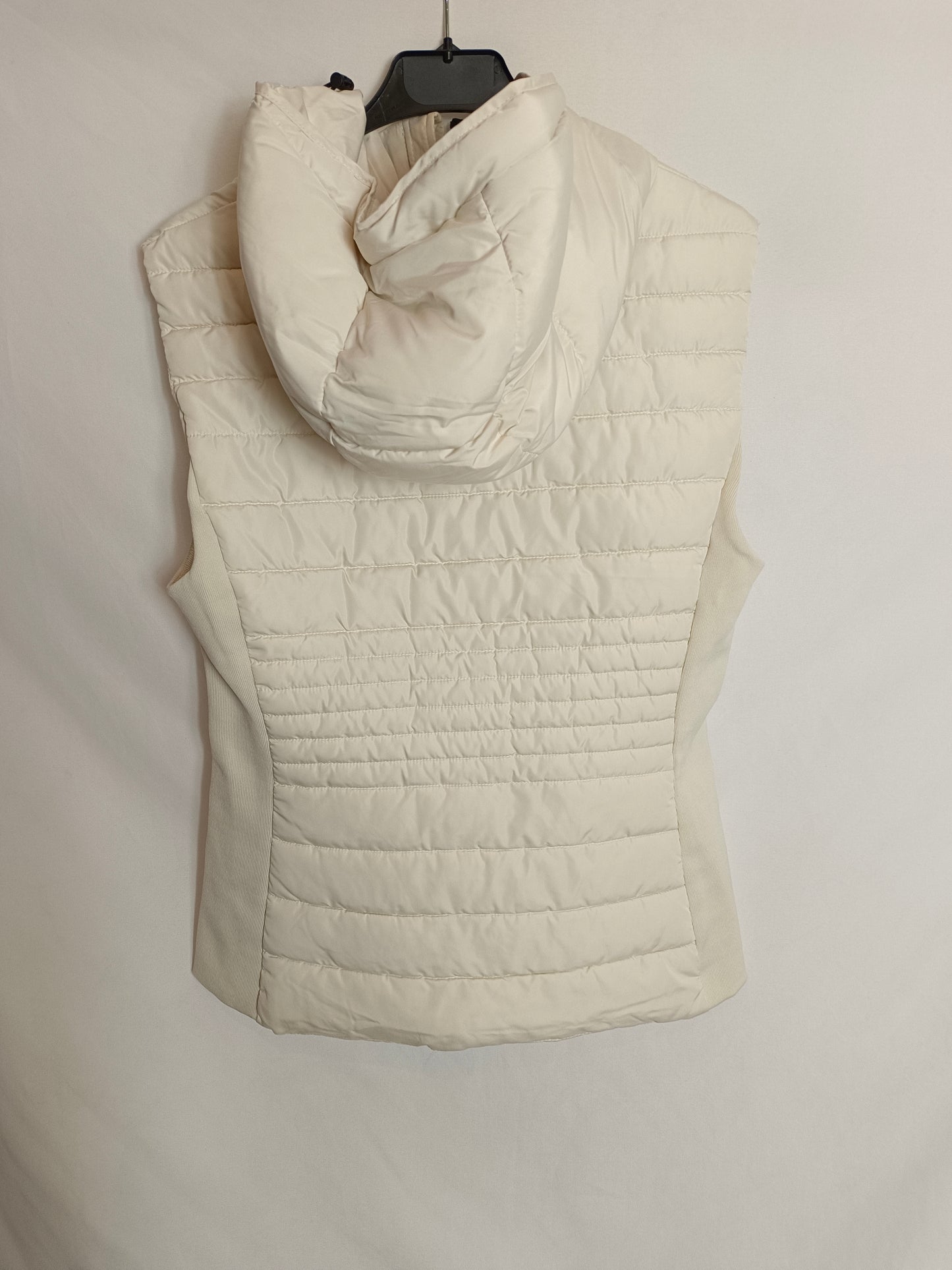 ZARA.Plumas beige claro sin mangas T.L