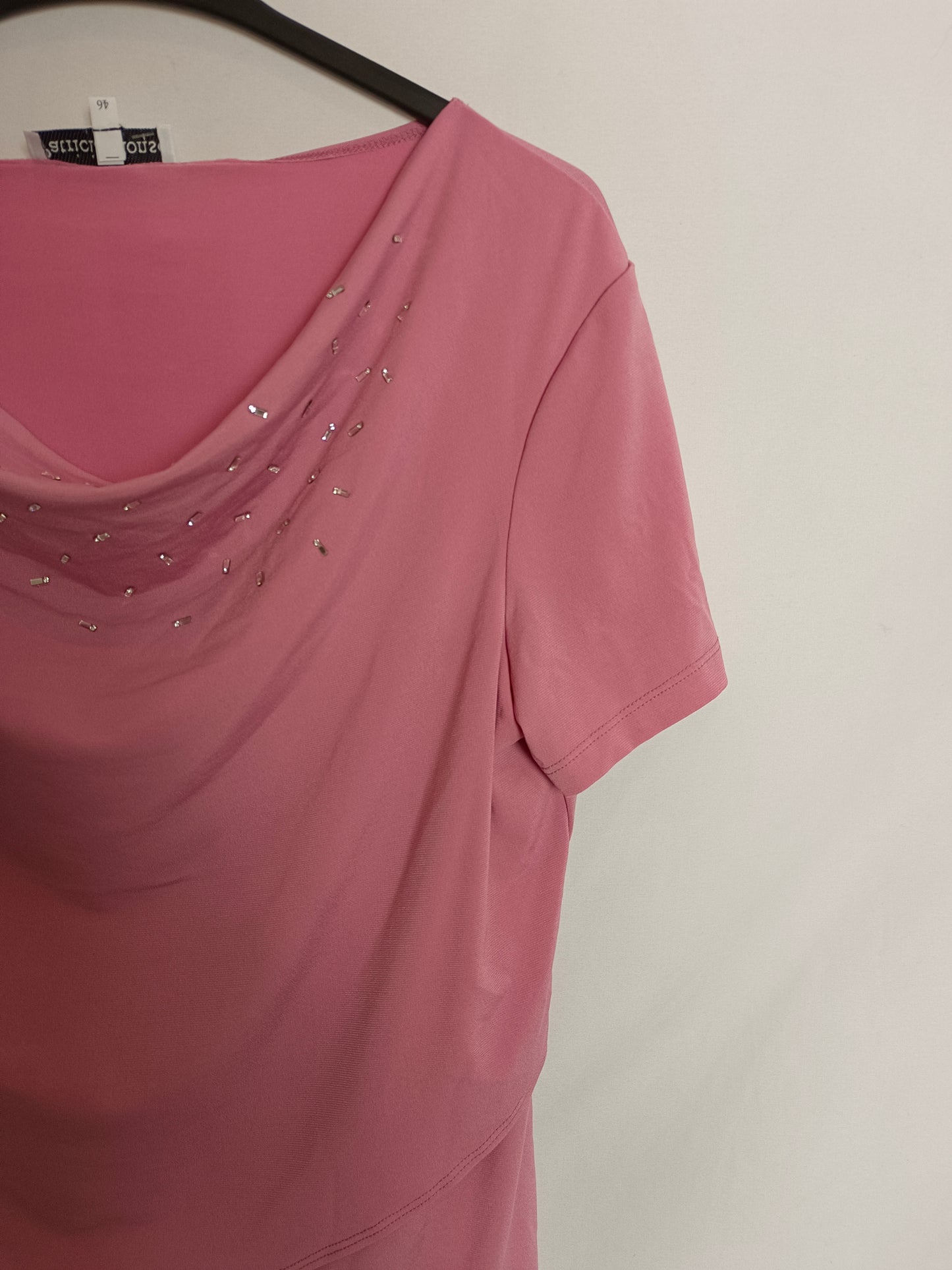 PATRICIA ALONSO. Top rosa fluido pedreria. T 46