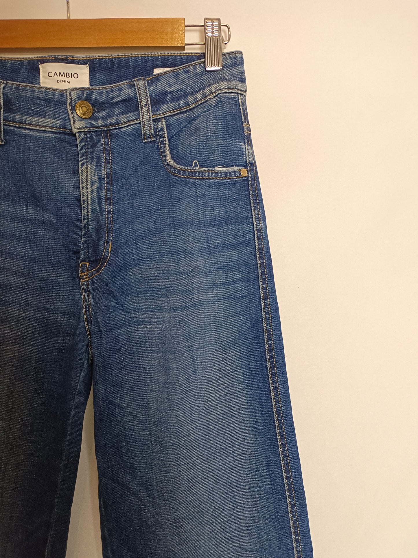 DENIM CHANGE. Wide-leg denim trousers size 38
