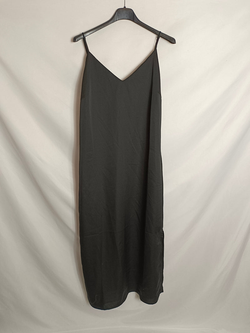 VILA CLOTHES. Vestido lencero negro T.38