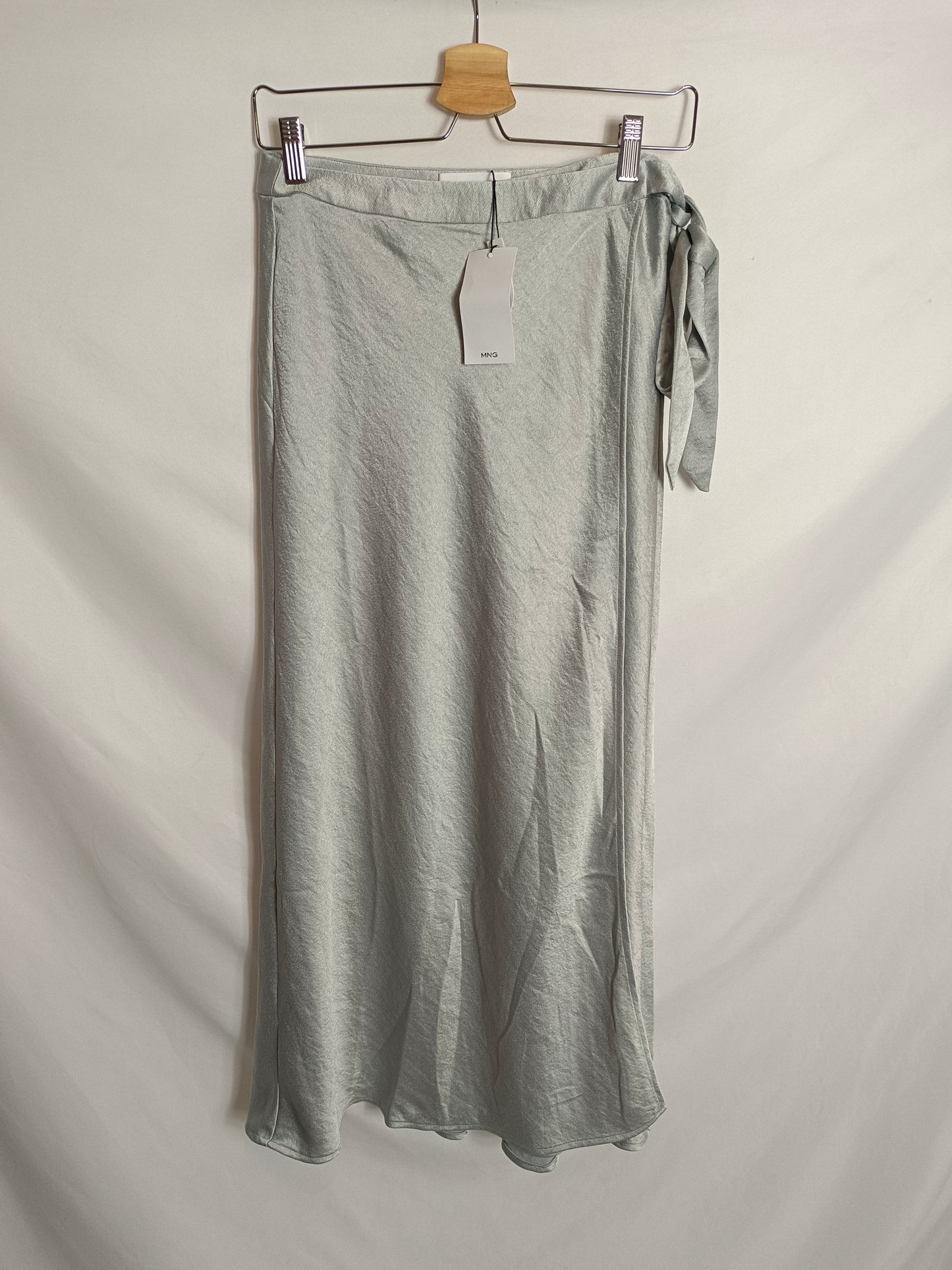 MANGO. Blue wrap skirt Tm