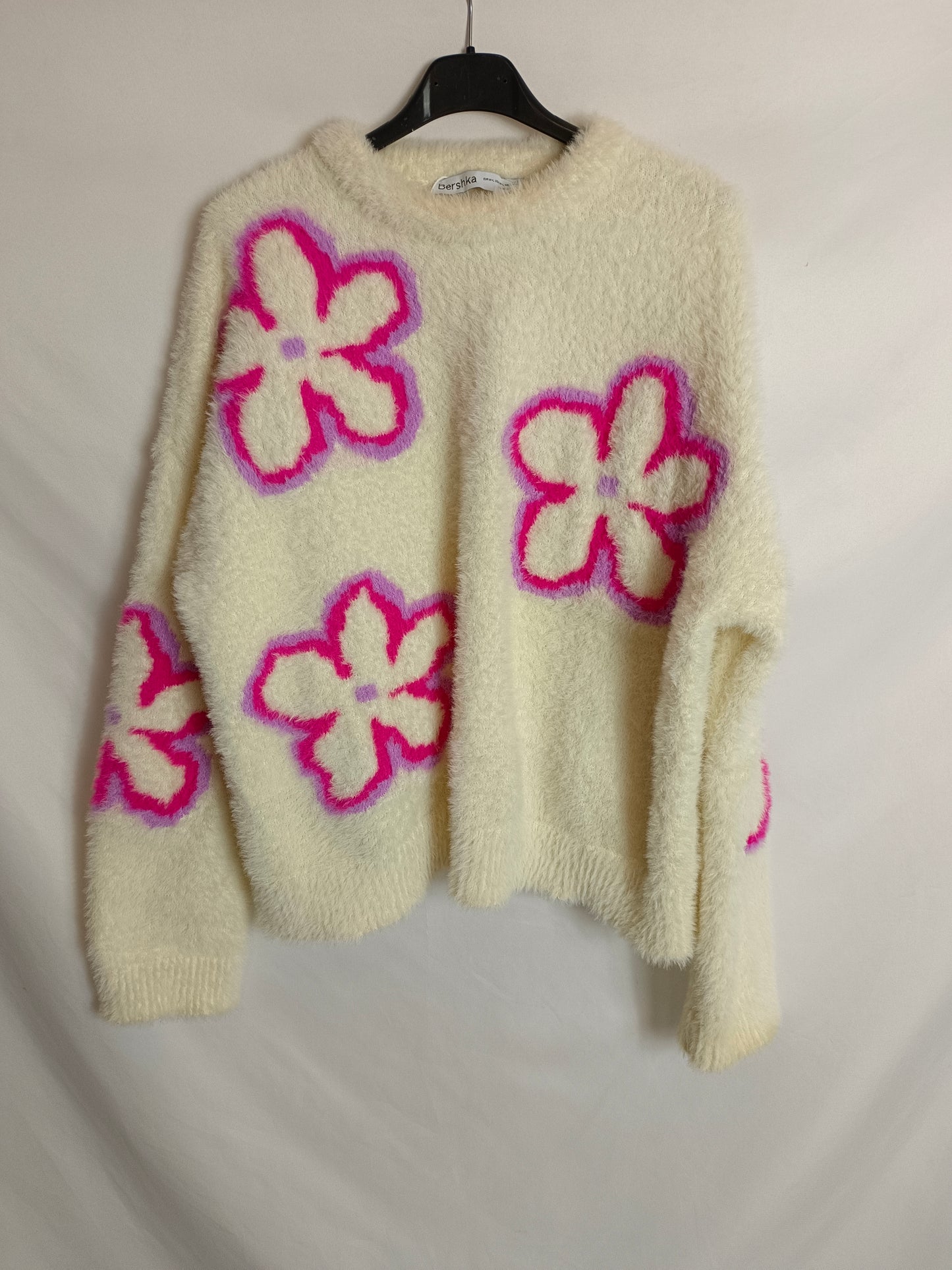 BERSHKA. Jersey beige pelito T.m/l