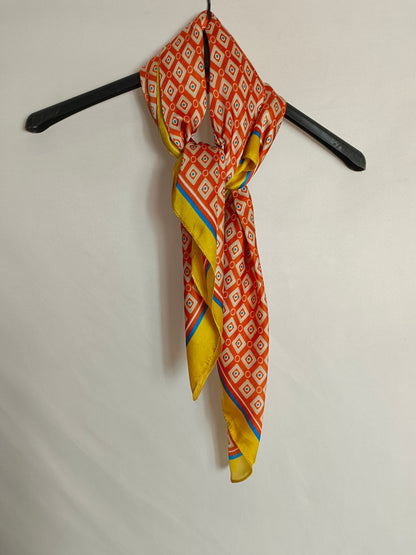 OTRAS. Pañuelo estampado