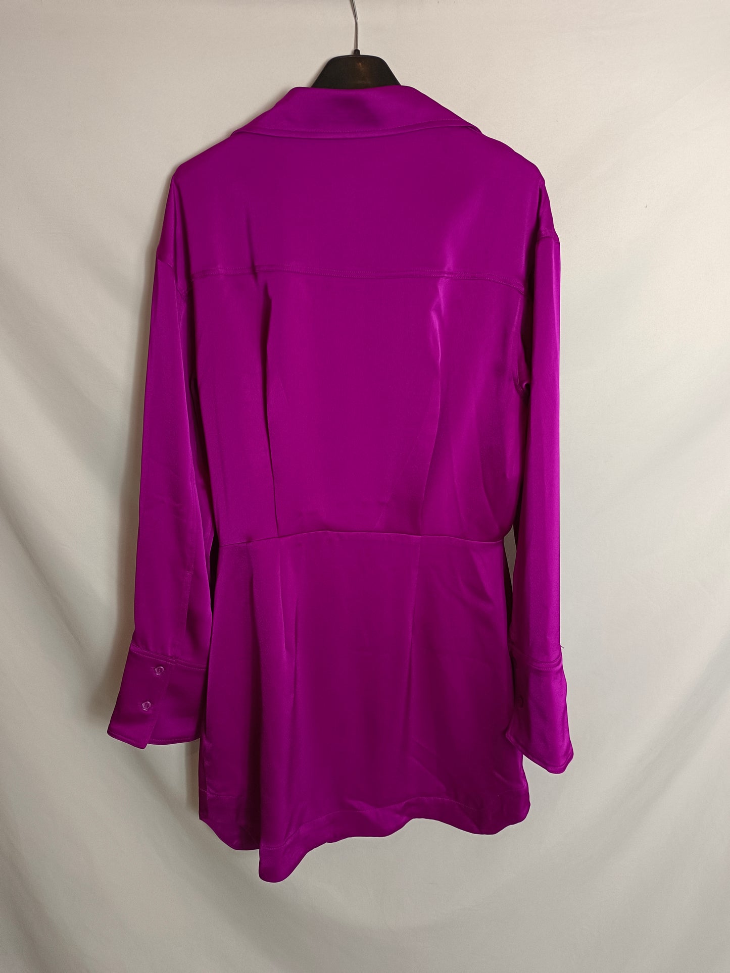 H&M. Vestido satinado buganvilla T.S