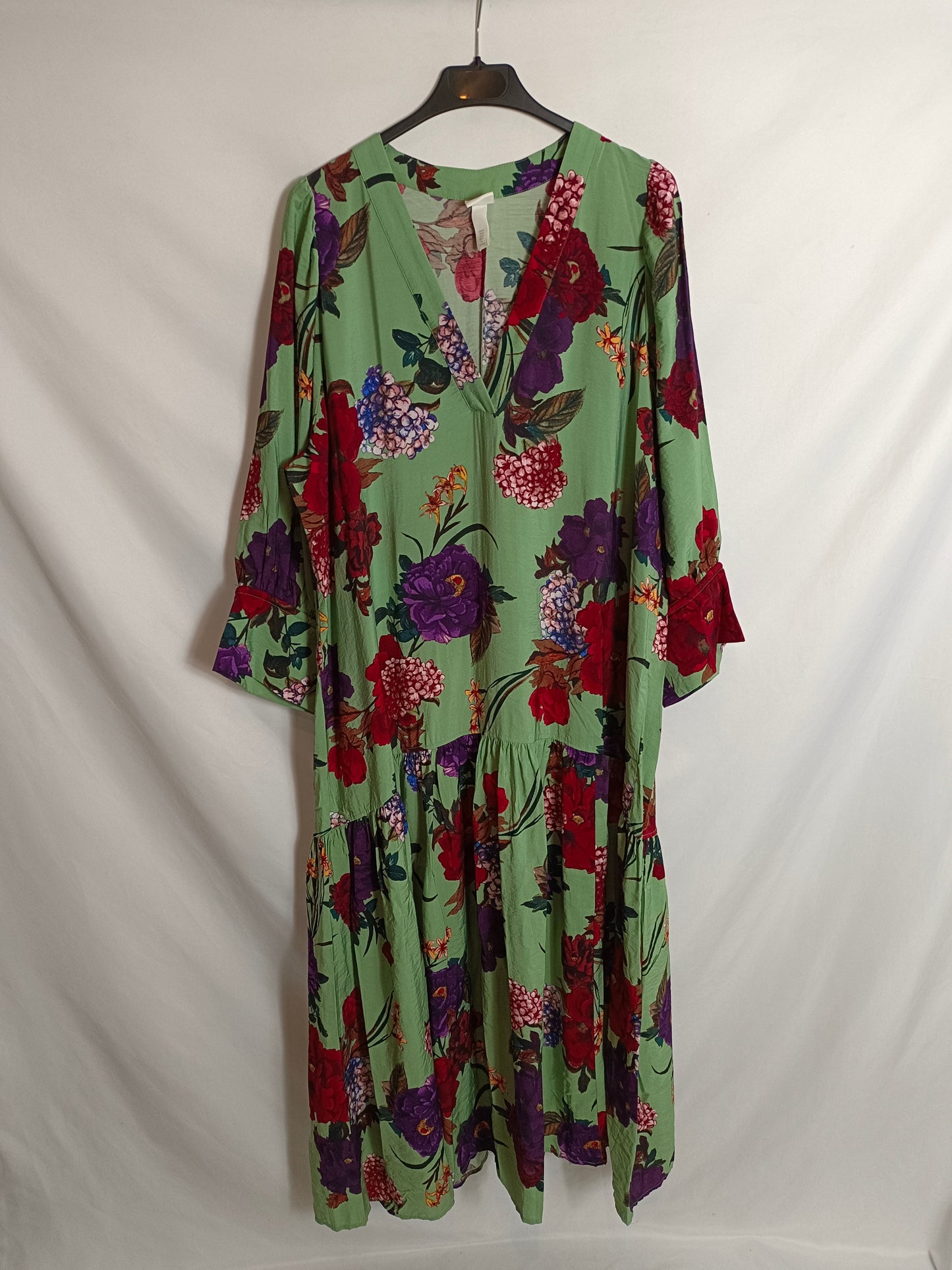 H&M. Vestido largo flores T.m