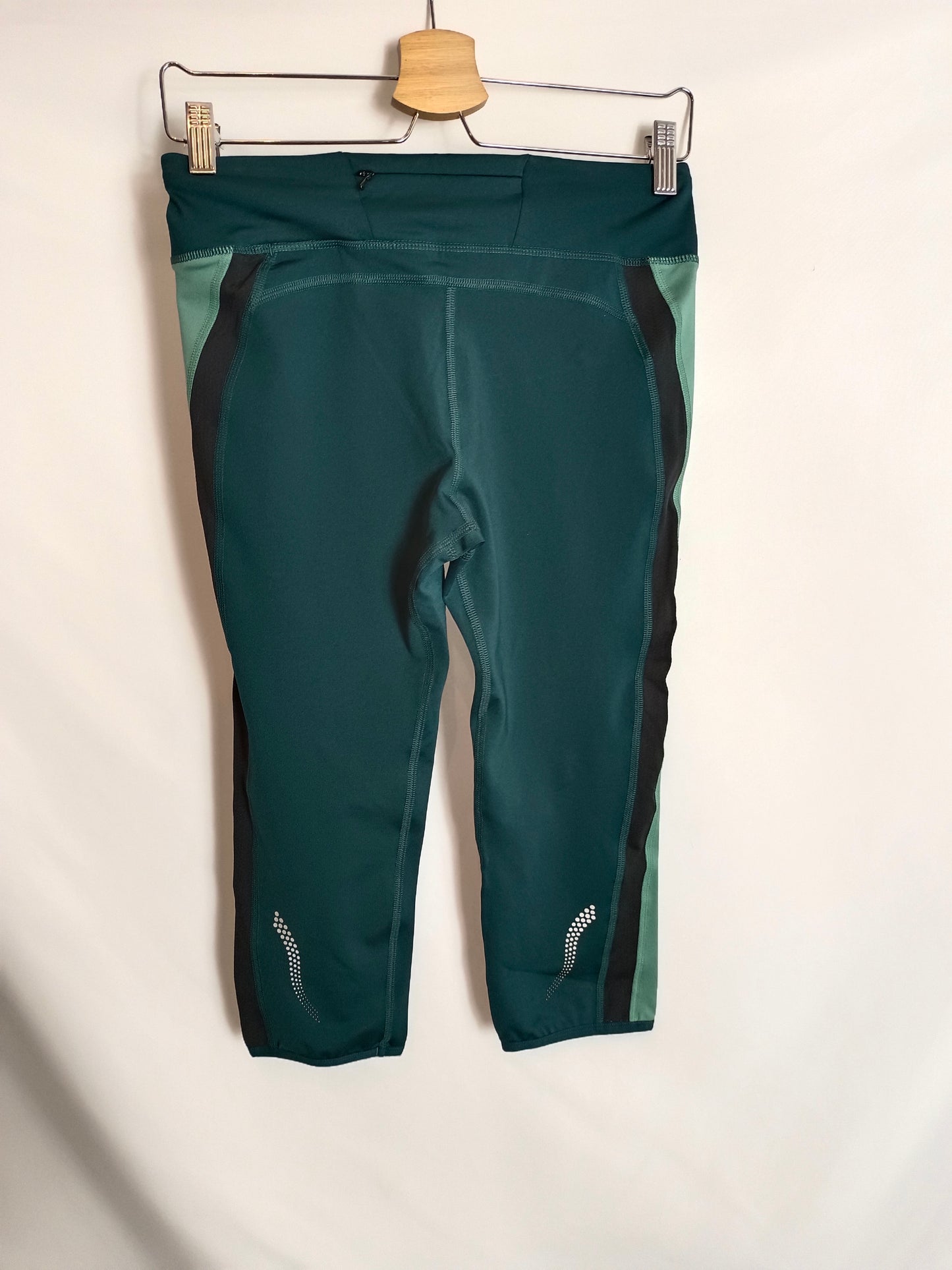 MANGO. Leggins verde deporte T.m