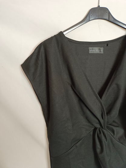 LEFTIES. Top negro nudo T.s