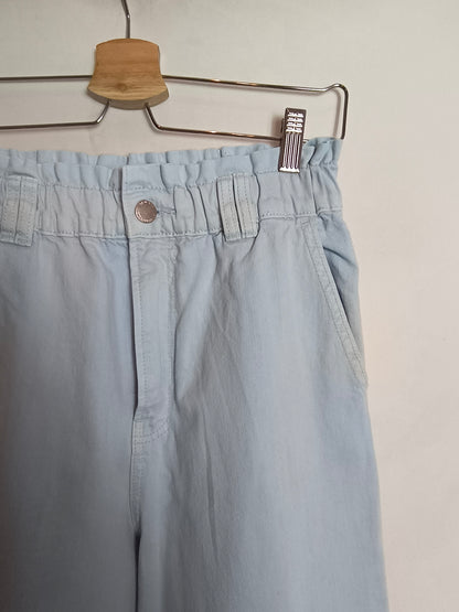 STRAVIDARIUS. Pantalón celeste slouchy T.m