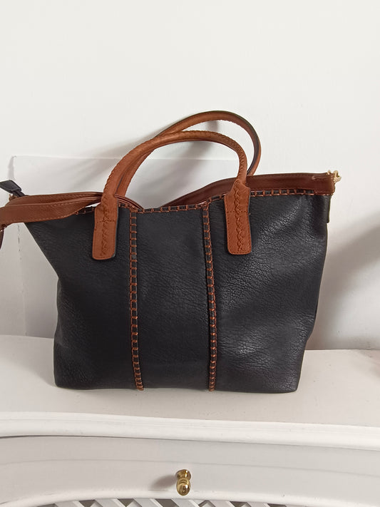 OTRAS. Bolso shopper doble textura