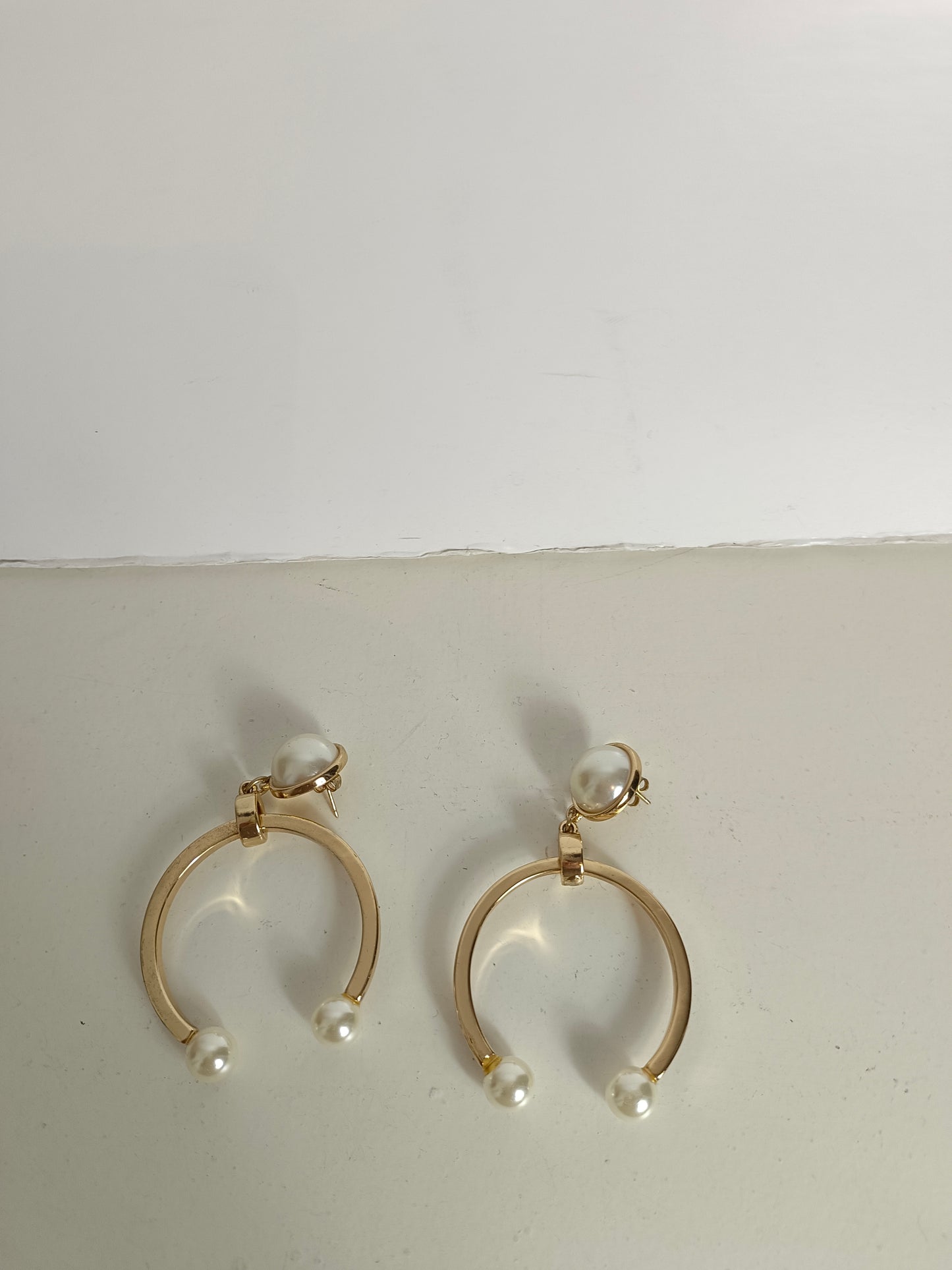 OTRAS. Pendientes herradura