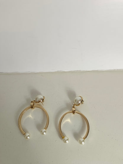 OTRAS. Pendientes herradura