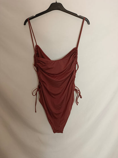 ZARA. Traje de baño marrón T.xl