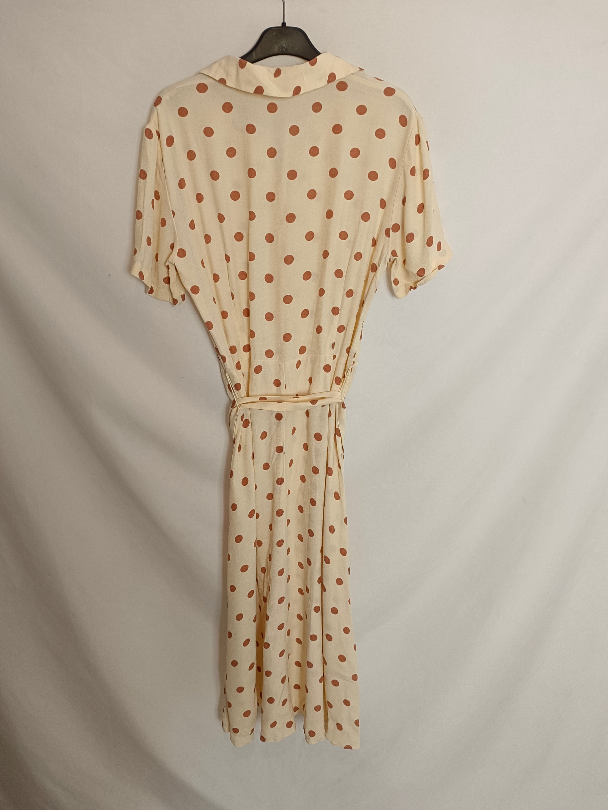 ZARA. Beige polka dot dress TM – Hibuy market ZARA. Beige polka dot dress TM – Hibuy market