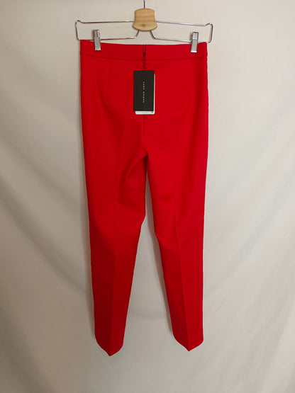 ZARA. Pantalón rojo de vestir T.xs