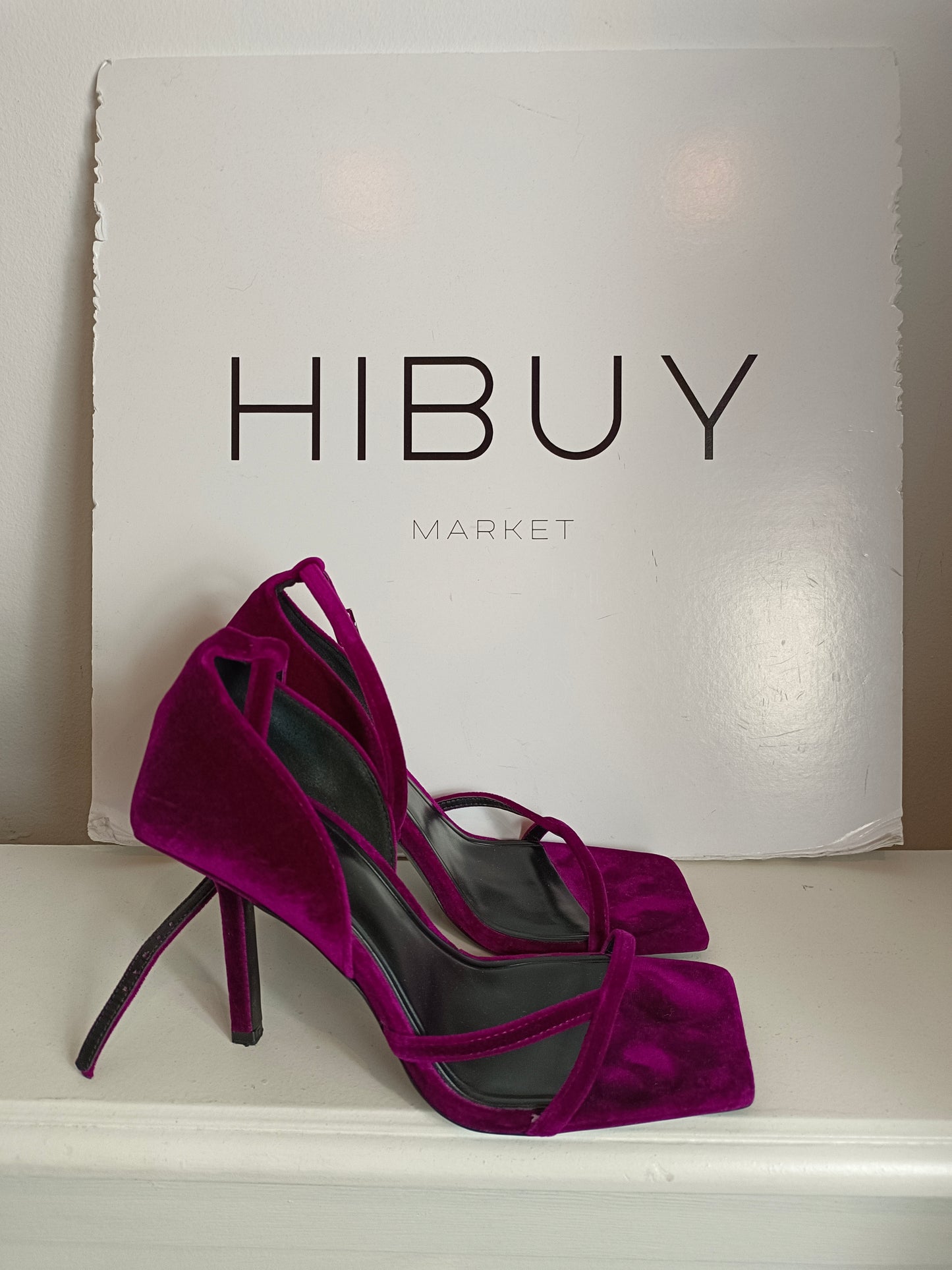 ZARA. Sandalia terciopelo rosa T.38