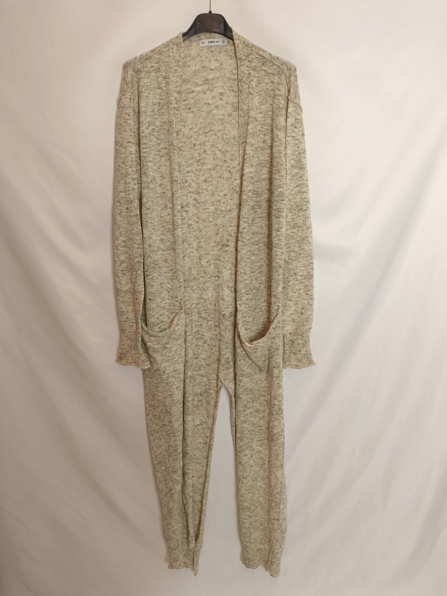 ZARA. Long speckled cardigan Tm
